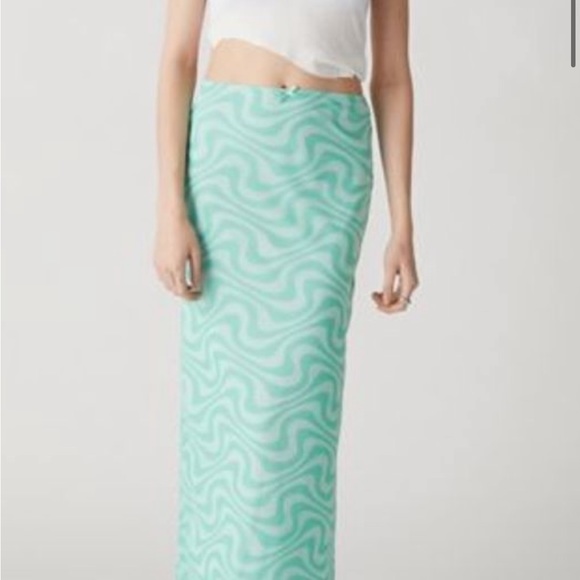 URban outfitters blue/green Wave Printed Maxi Mesh Skirt - Picture 2 of 4
